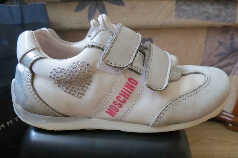 MOSCHINO 26     800 руб