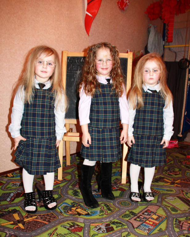 тройняшки в образе