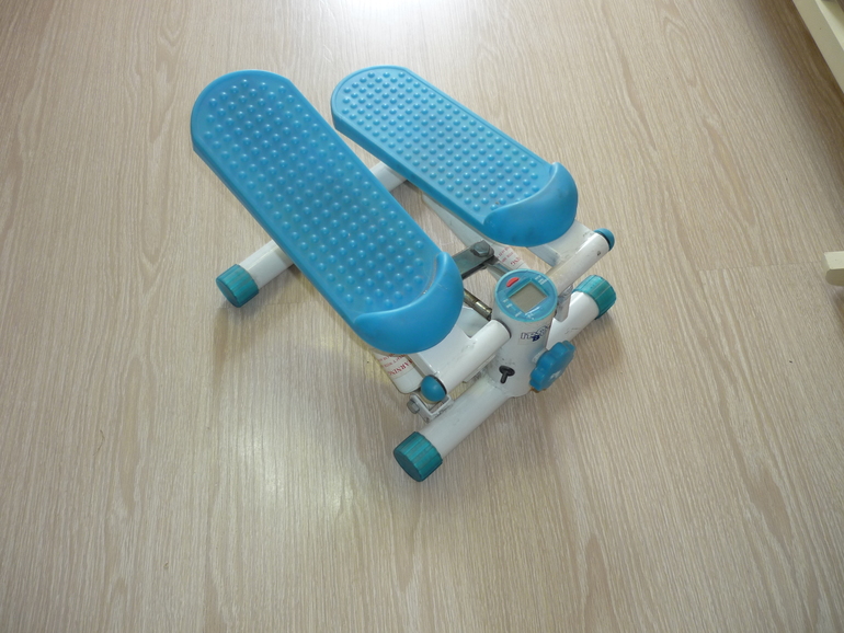 Подарю тренажер для похудения, степпер!