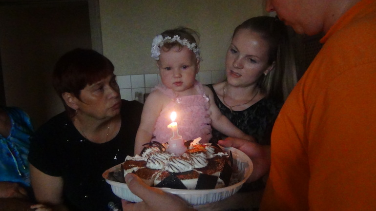 Нашей Лёльке Годик!!!