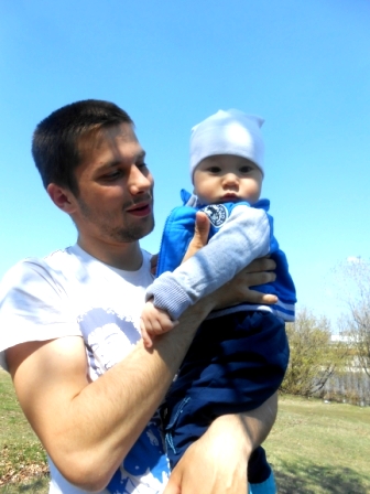 Нам 8 месяцев)