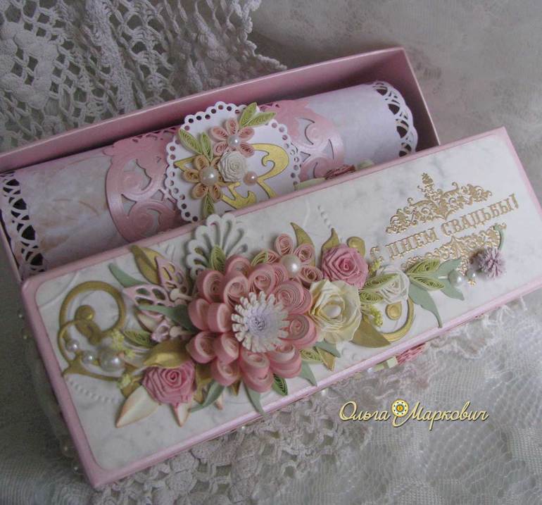 Поздравительные свитки в коробочках на любой праздник.