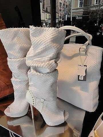 Изделия ручной работы из кожи питона, ската, крокодила и др.