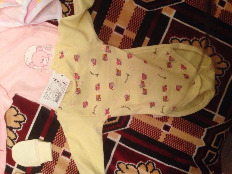 Немножко приданного для нашей бусинки!:)