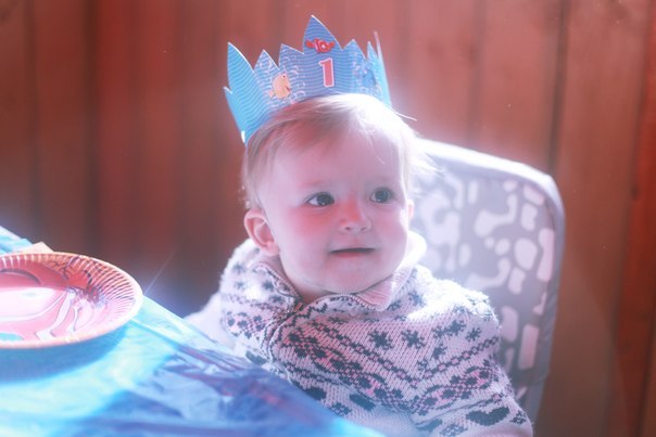 Вот и Вероничке уже год)