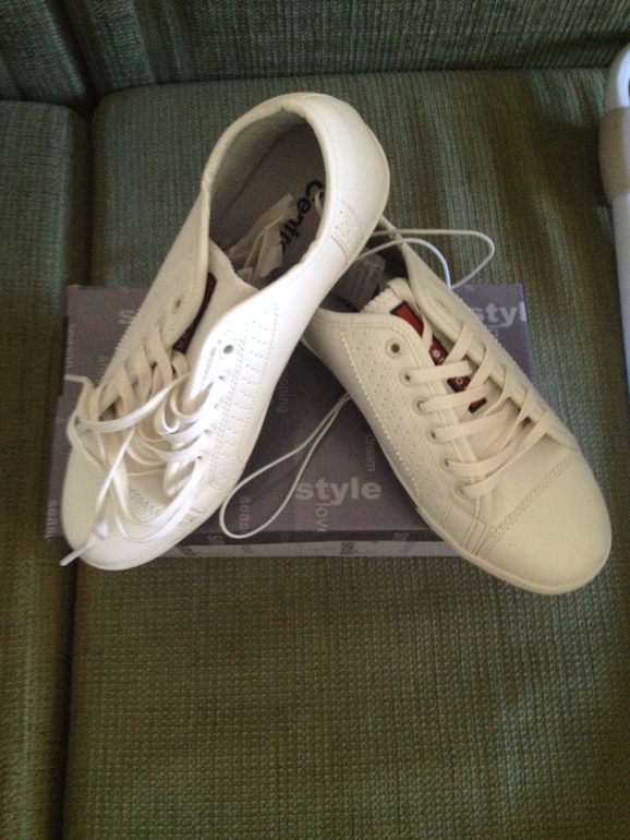 Продам детские вещи и женскую обувь