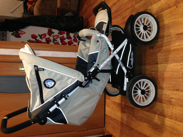Б/у коляска EMMALJUNGA SCOOTER (цвет CAPRI CRÈME ) 8000 руб.