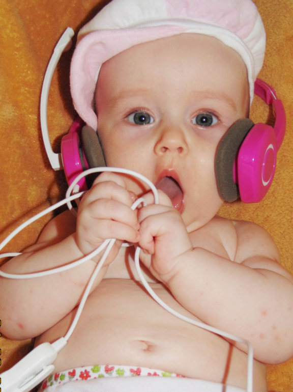 Нам пол годика