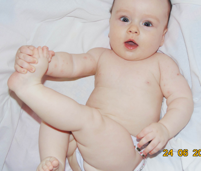 Нам пол годика