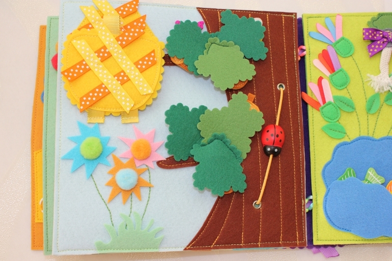 Развивающая книжка.