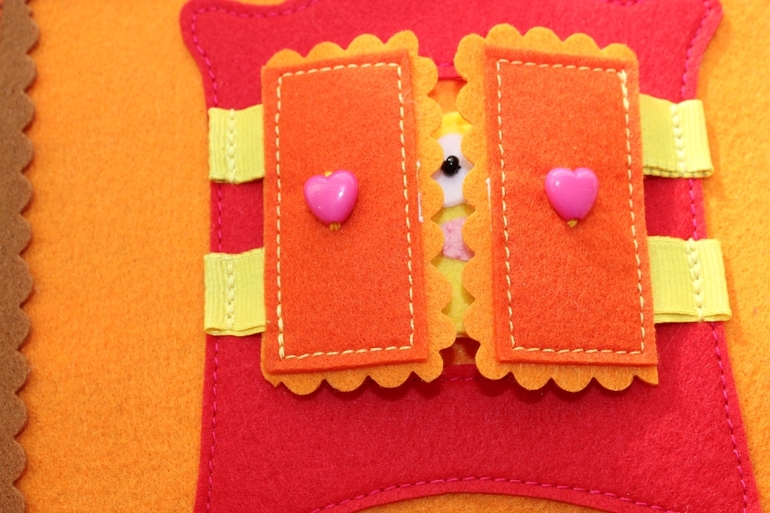 Развивающая книжка.