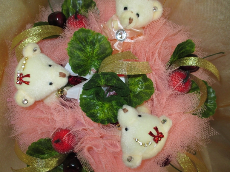 Вырастила первое деревце.