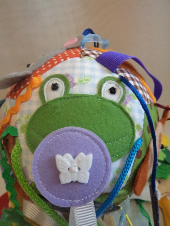 Развивающий мячик "Кто что ест"