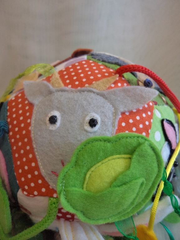 Развивающий мячик "Кто что ест"