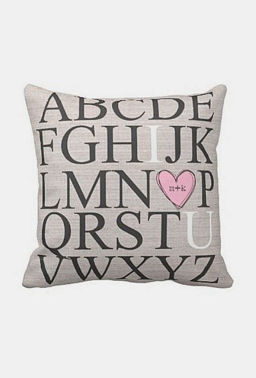Подушки с надписями