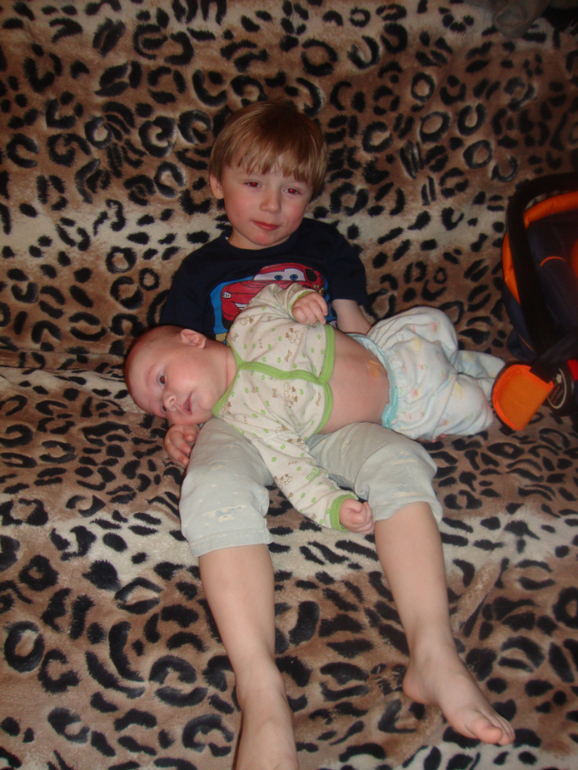 Немного нас :)