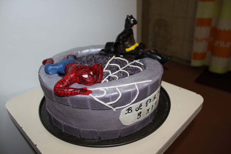 Мой первый человек паук и бетман!!! Что изменить в следующий раз!!!