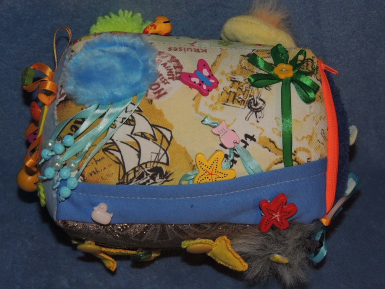 Вот... Кубик смастерили... Оцените, плиз...)))