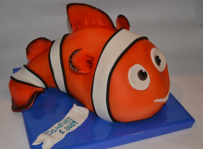 Тортик с героем мультика "В поисках Немо"