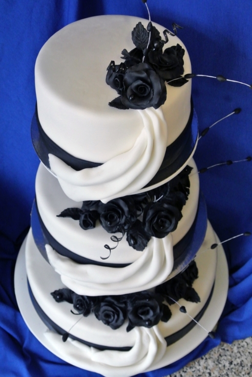 Черно-белый свадебный