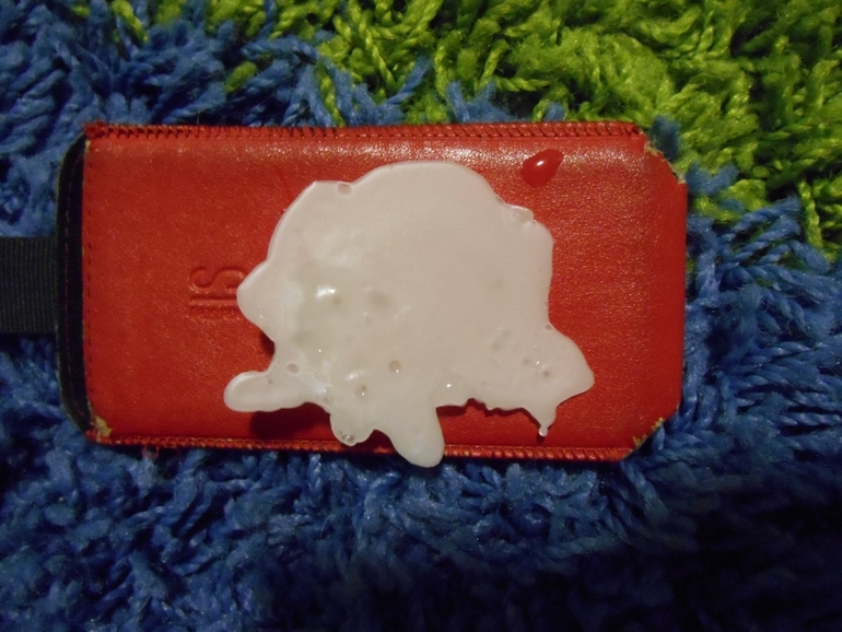 восковые фигурки ))) кто что видит?!