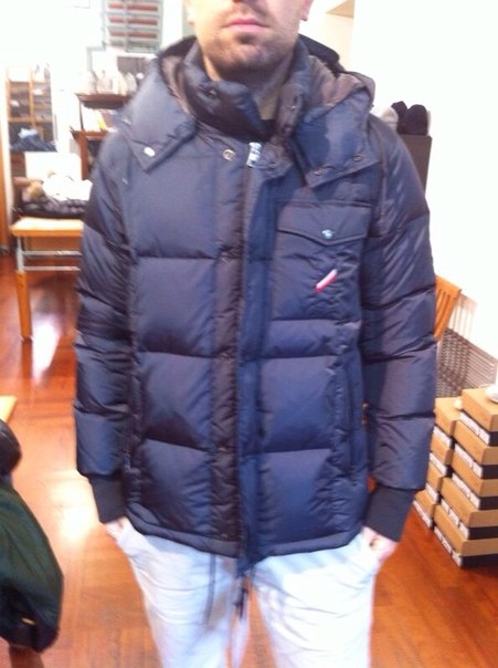 Moncler со скидками на заказ!мужское!)