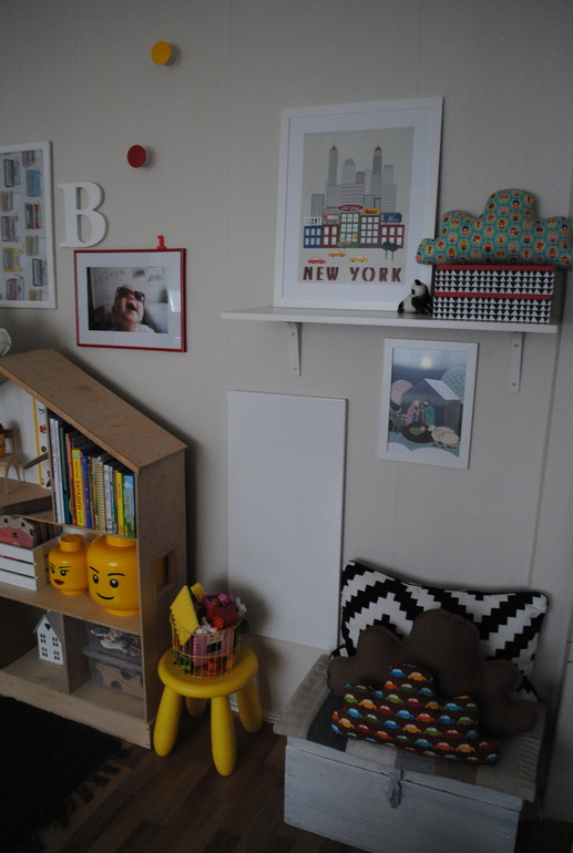 Детский мини-уголок в однушке