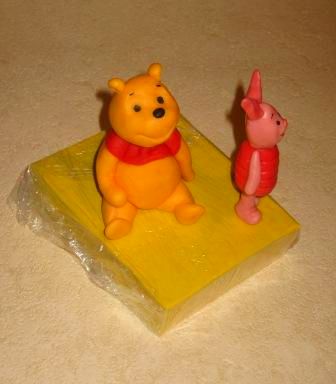Просто фигурки: Винни и Пятачок