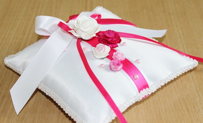 оформление свадебных аксессуаров