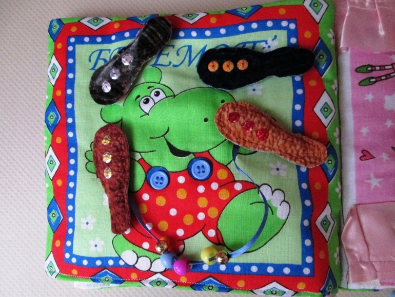 Развивающая книжечка"Цирк".