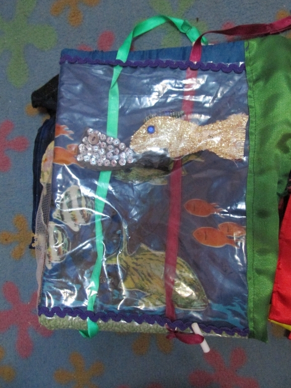 Развивающая книжечка для Дашки.