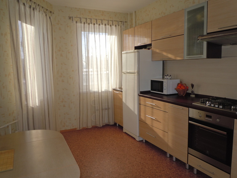 Занавески на кухне ......Ваше мнение???