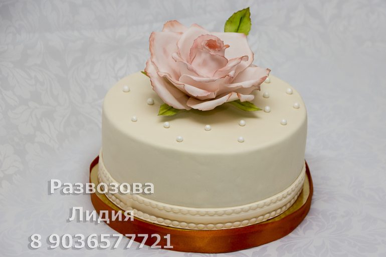 Первая самостоятельная роза.