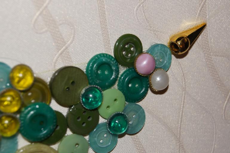 Аппликации из пуговиц.