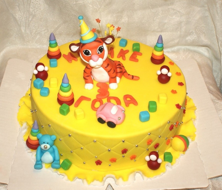 Немного тортиков)