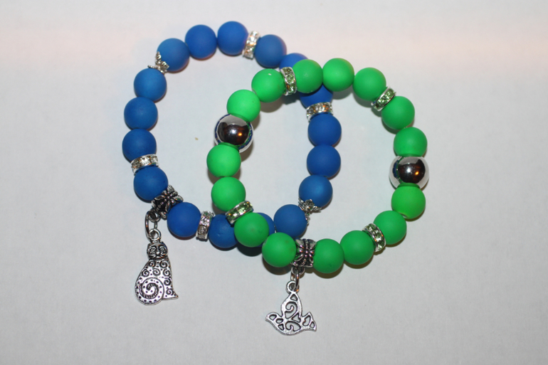 Радужные браслеты