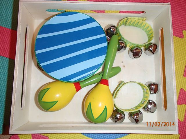 набор музыкальных инструментов