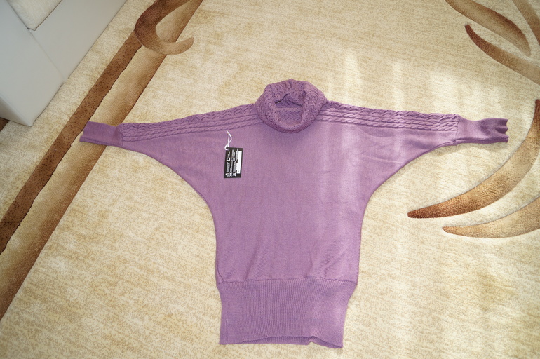 Новая женская кофточка, размер 44-46, цена 400 руб.! Отправлю почтой!