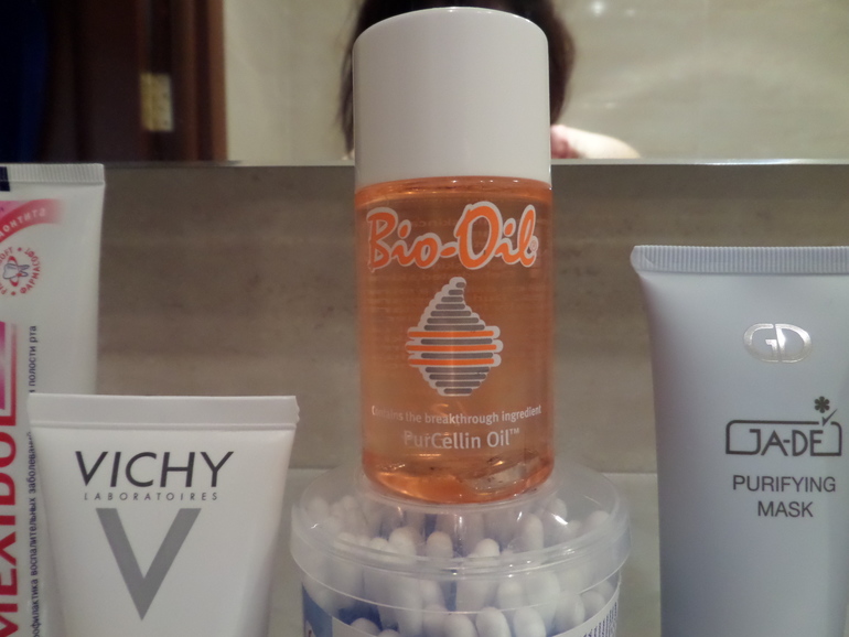 Мой пузик в 25 недель и Bio - Oil! )
