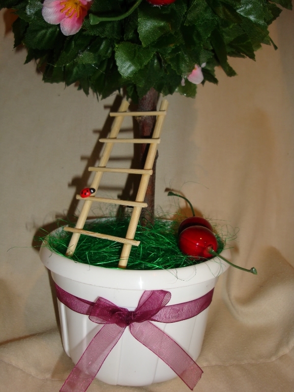 Ягодное настроение - топиарии (много фото)