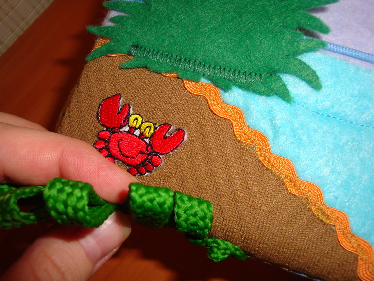 Развивающая книга (много фото)