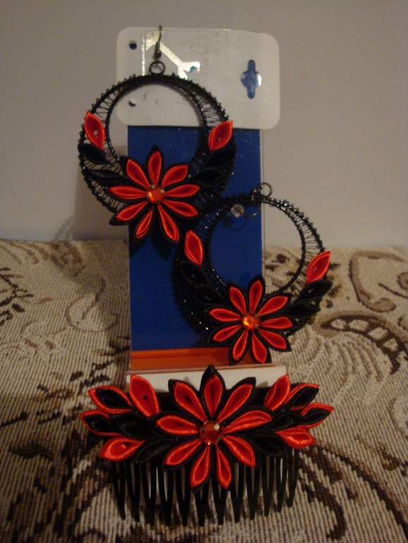 Комплект украшений в стиле Цумами канзаши "Кармен"