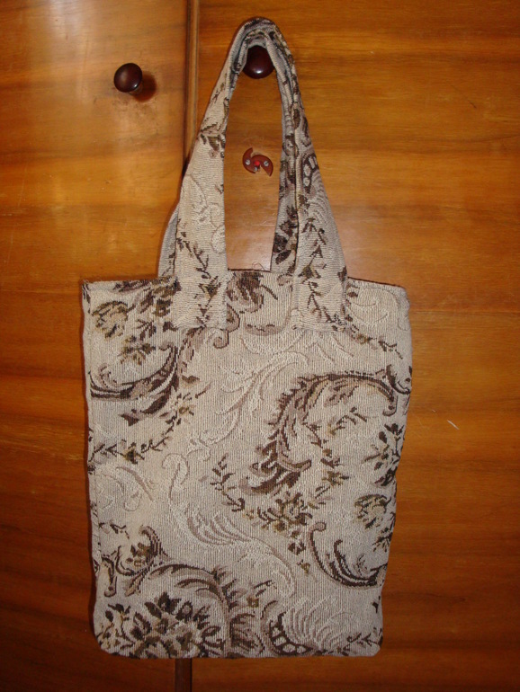 Новая жизнь старых джинсов - сумка!