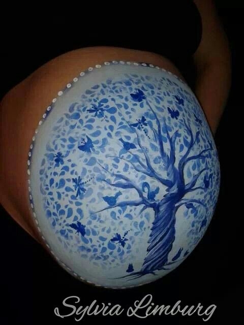 Идеи для фотосессии беременных, часть 3 "Боди арт животиков""