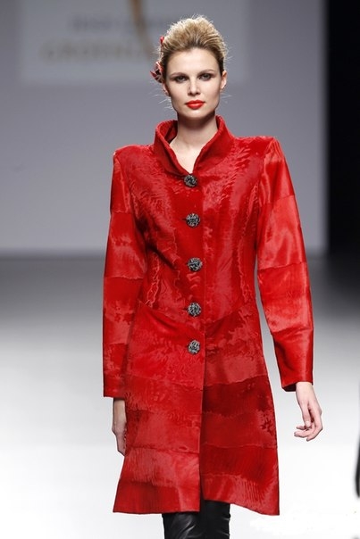 Красный актуальный цвет на все времена, согласны?!