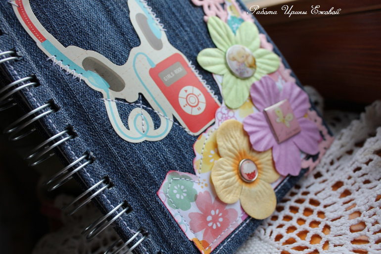 Блокнот на пружине для школьницы