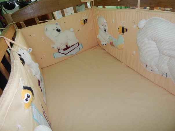 Белые медведи ))