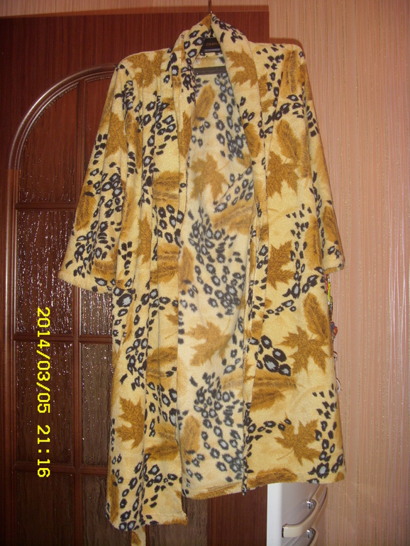 отдам даром женские вещи 40-42 размера