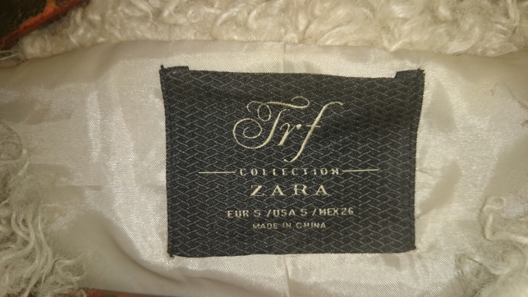 Верхняя одежда брендовая.