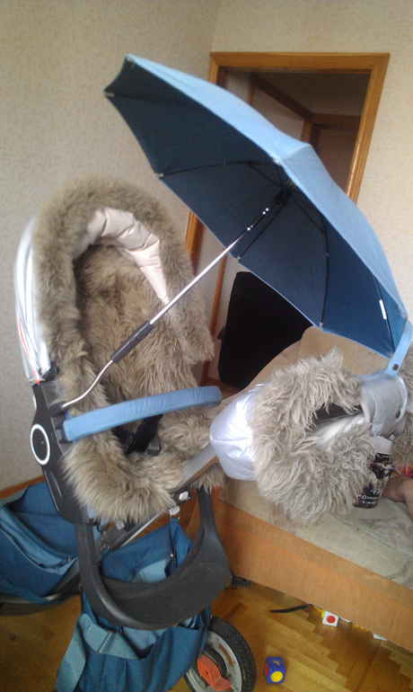 Продам Коляску 2 в 1 (люлька и прогулка) Stokke Xplory и полный комплект аксессуаров